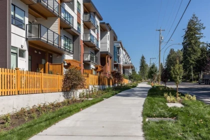 Garden / Landscaping Photo of 404 20286 72b Avenue, Langley, BC