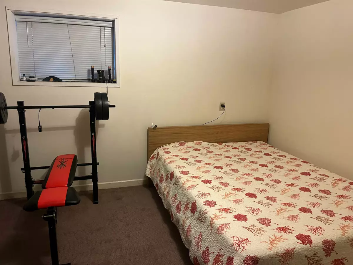 Guest Bathroom Photo of 4042 Nootka Street, Vancouver, BC