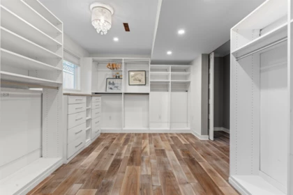 Basement Recreation Room Photo of 13950 Blackburn Avenue, White Rock, BC