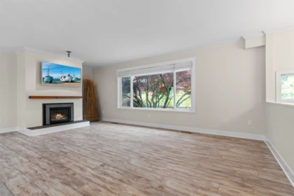 13950 Blackburn Avenue, White Rock, BC, White Rock — Single Family Residence for sale