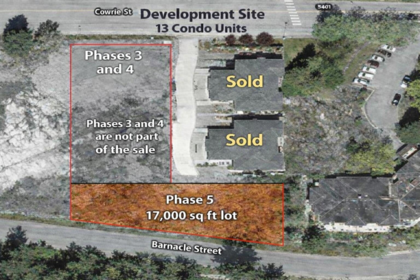 Front exterior of 5883 Cowrie Street, Sechelt, BC