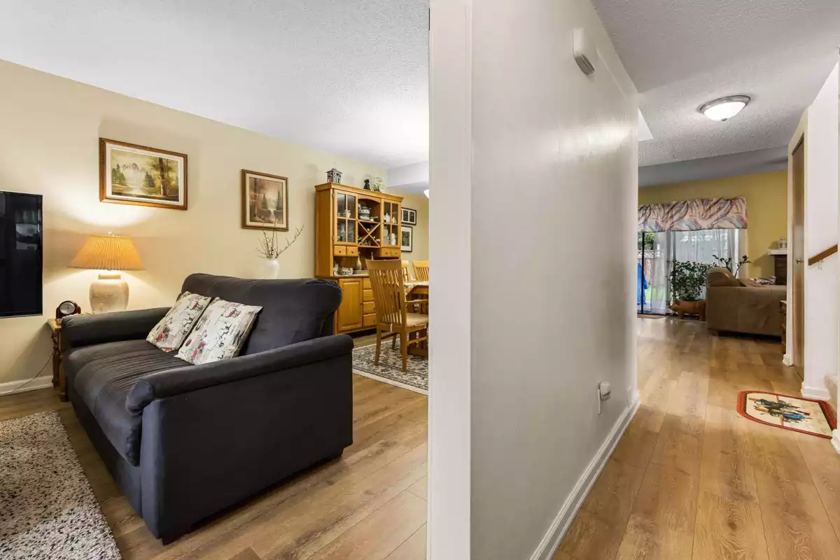 Kitchen Photo of 6907 134a Street, Surrey, BC