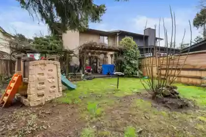 Garden / Landscaping Photo of 6907 134a Street, Surrey, BC