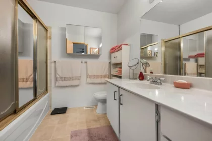 Hallway Photo of 6907 134a Street, Surrey, BC