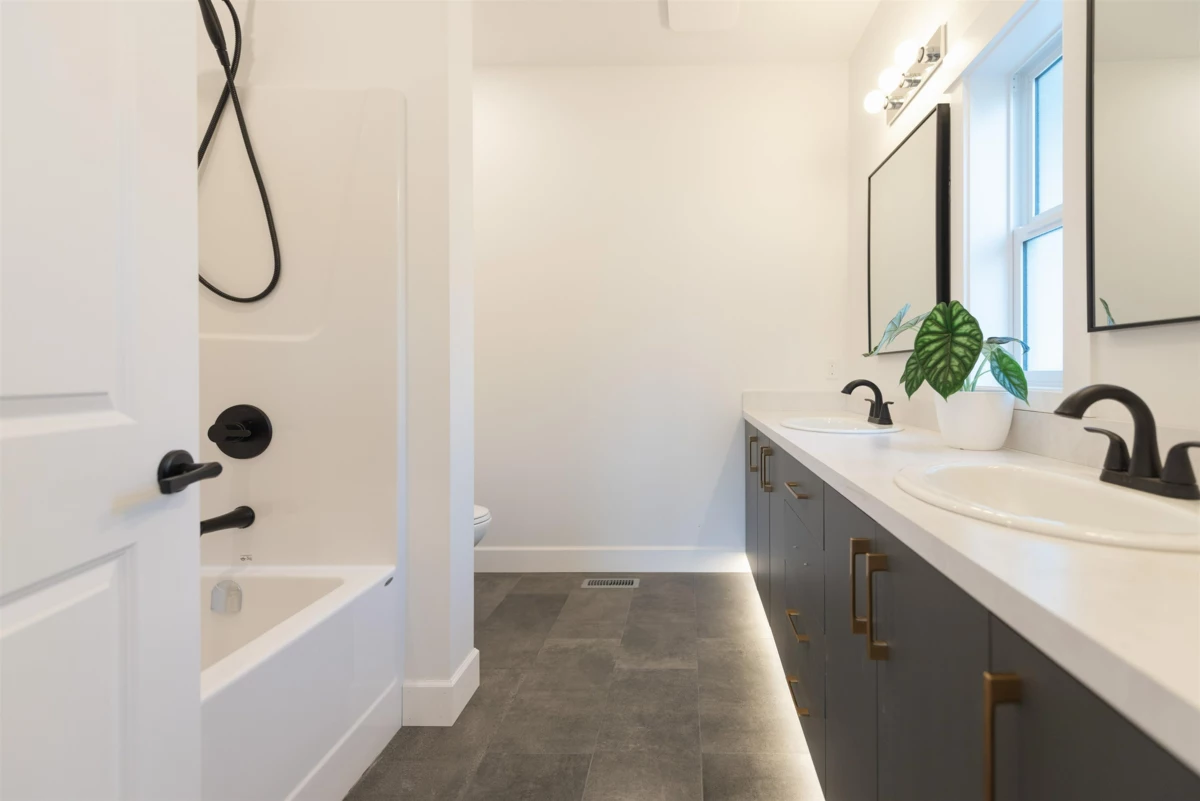 Powder Room Photo of 5416 Mills Road, Sechelt, BC