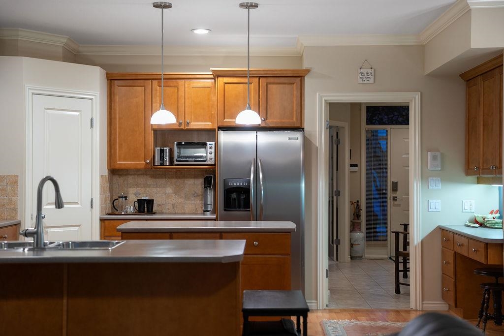 Breakfast Nook Photo of 12300 Buchanan Street, Richmond, BC