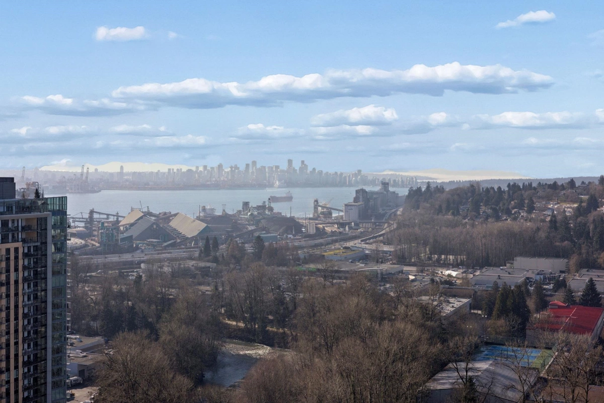 Hallway Photo of 3006 1500 Fern Street, North Vancouver, BC