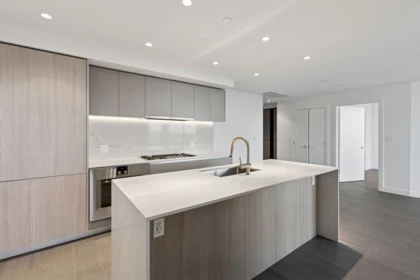 Kitchen Island Photo of 3006 1500 Fern Street, North Vancouver, BC