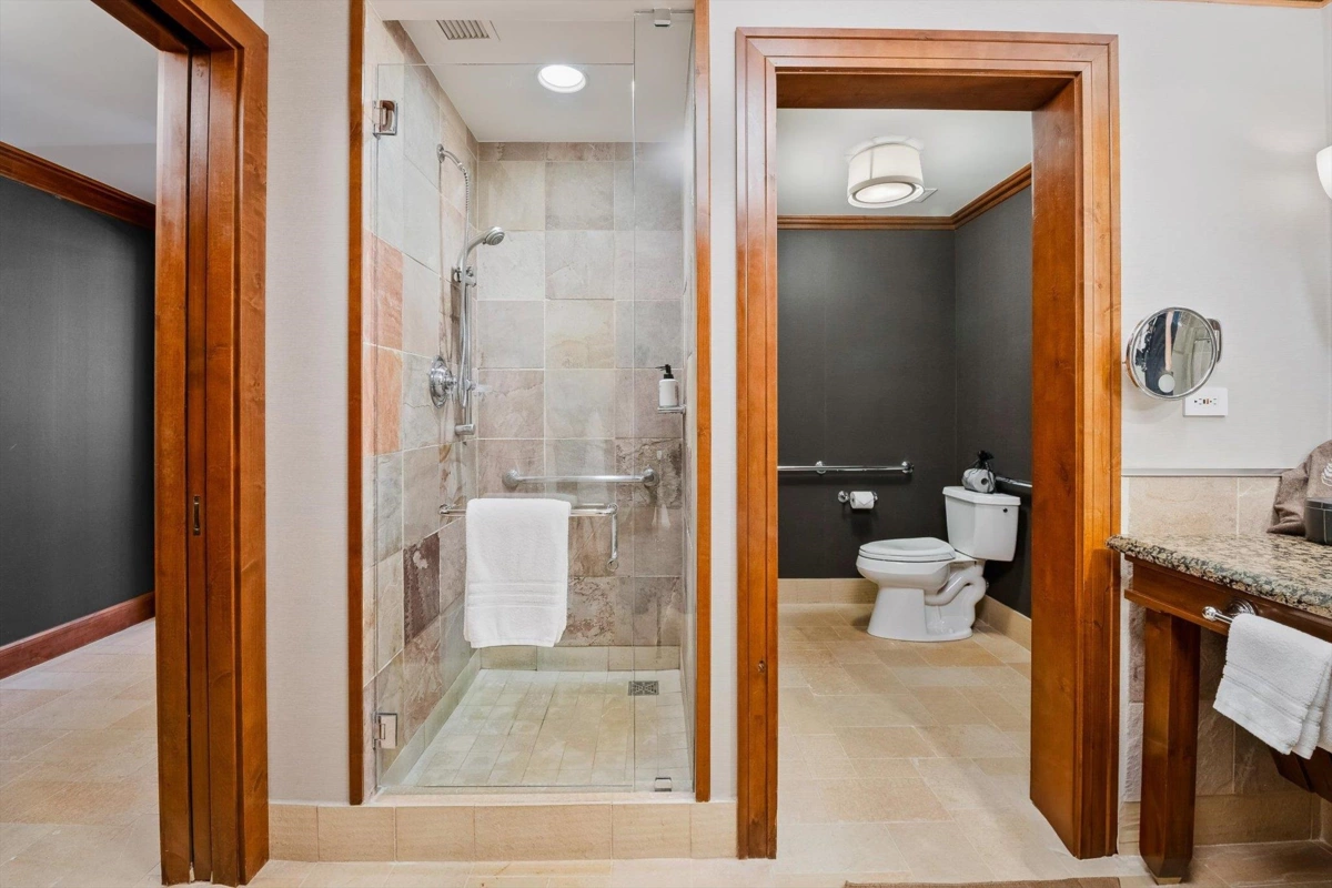 Walk-In Closet Photo of 518 4591 Blackcomb Way, Whistler, BC