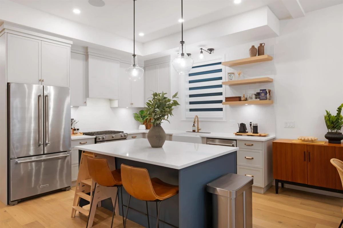 Dining Area Photo of 19623 75 Avenue, Langley, BC