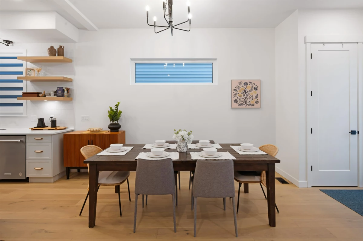 Guest Bathroom Photo of 19623 75 Avenue, Langley, BC