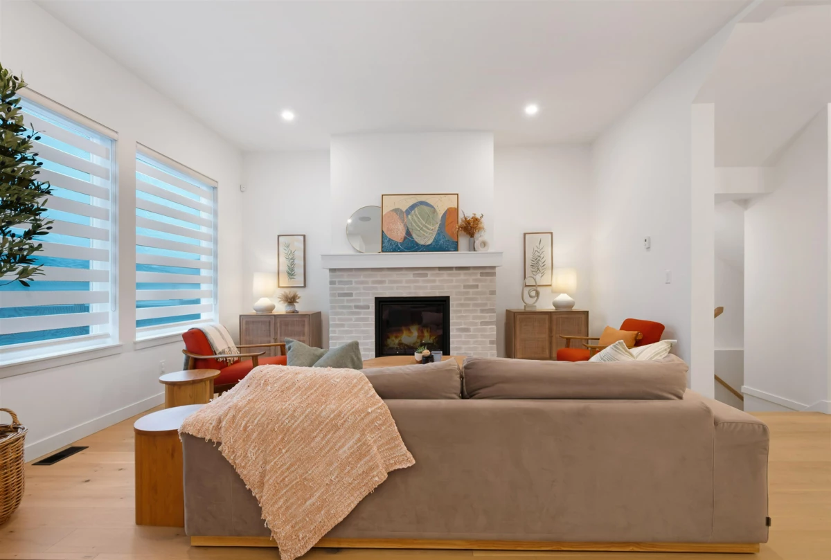 Walk-In Closet Photo of 19623 75 Avenue, Langley, BC