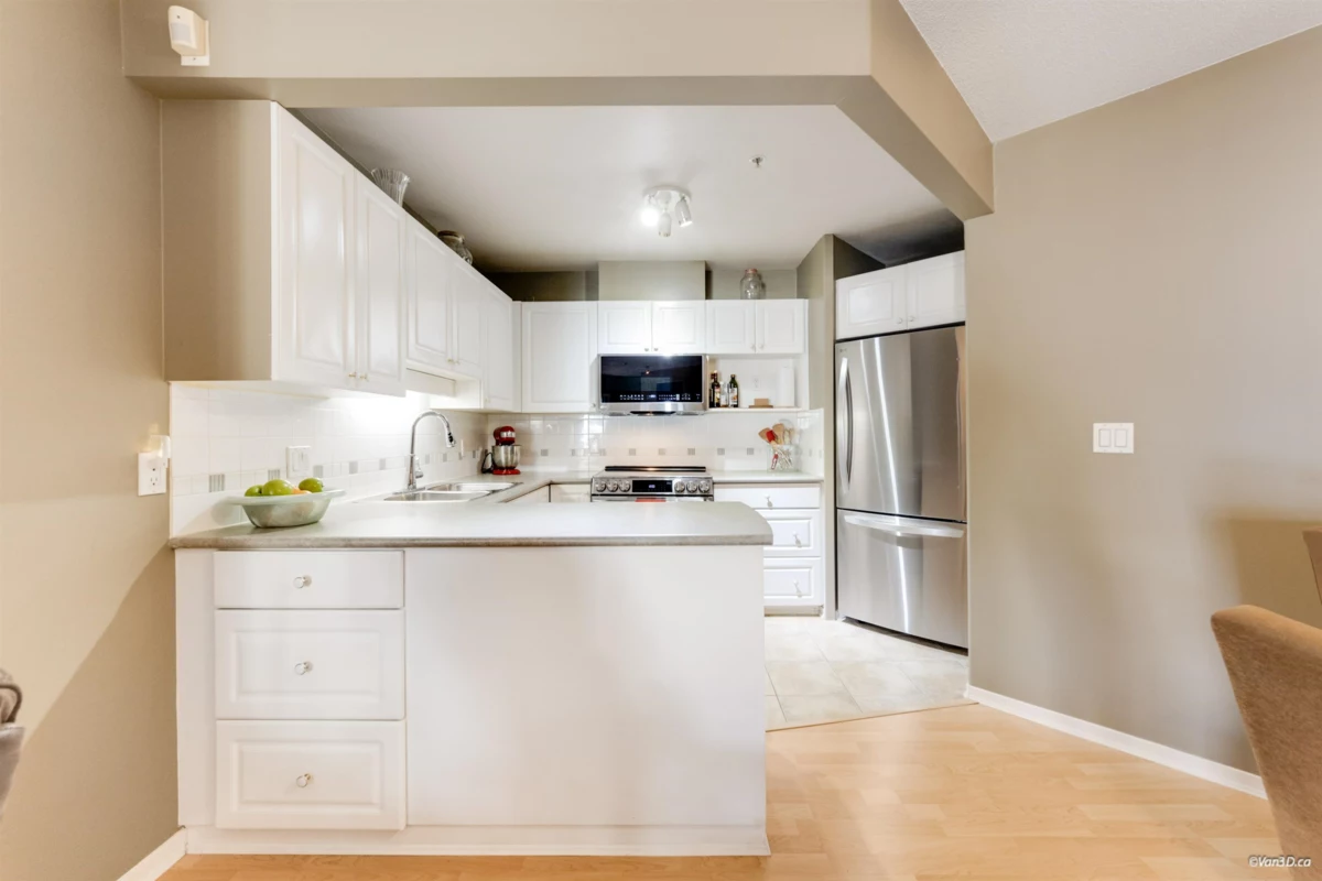 Bedroom 2 Photo of 510 215 Twelfth Street, New Westminster, BC