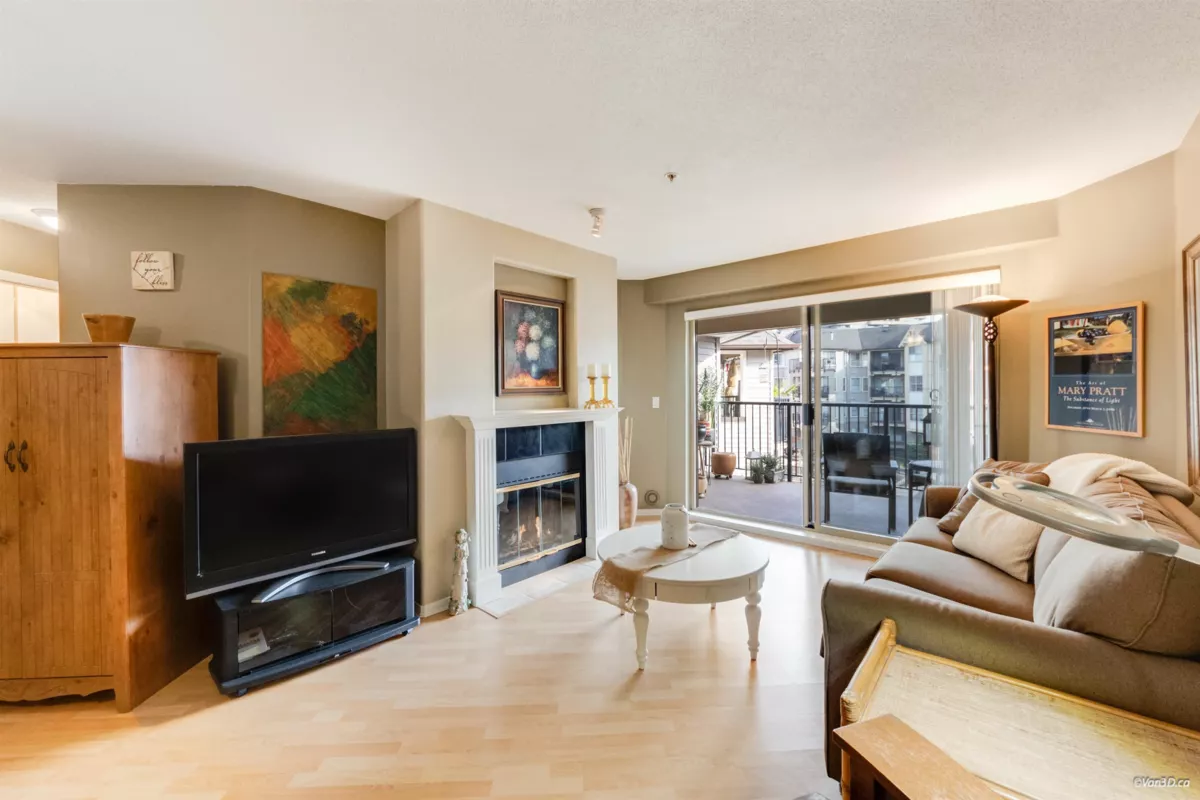 Exterior Rear Photo of 510 215 Twelfth Street, New Westminster, BC