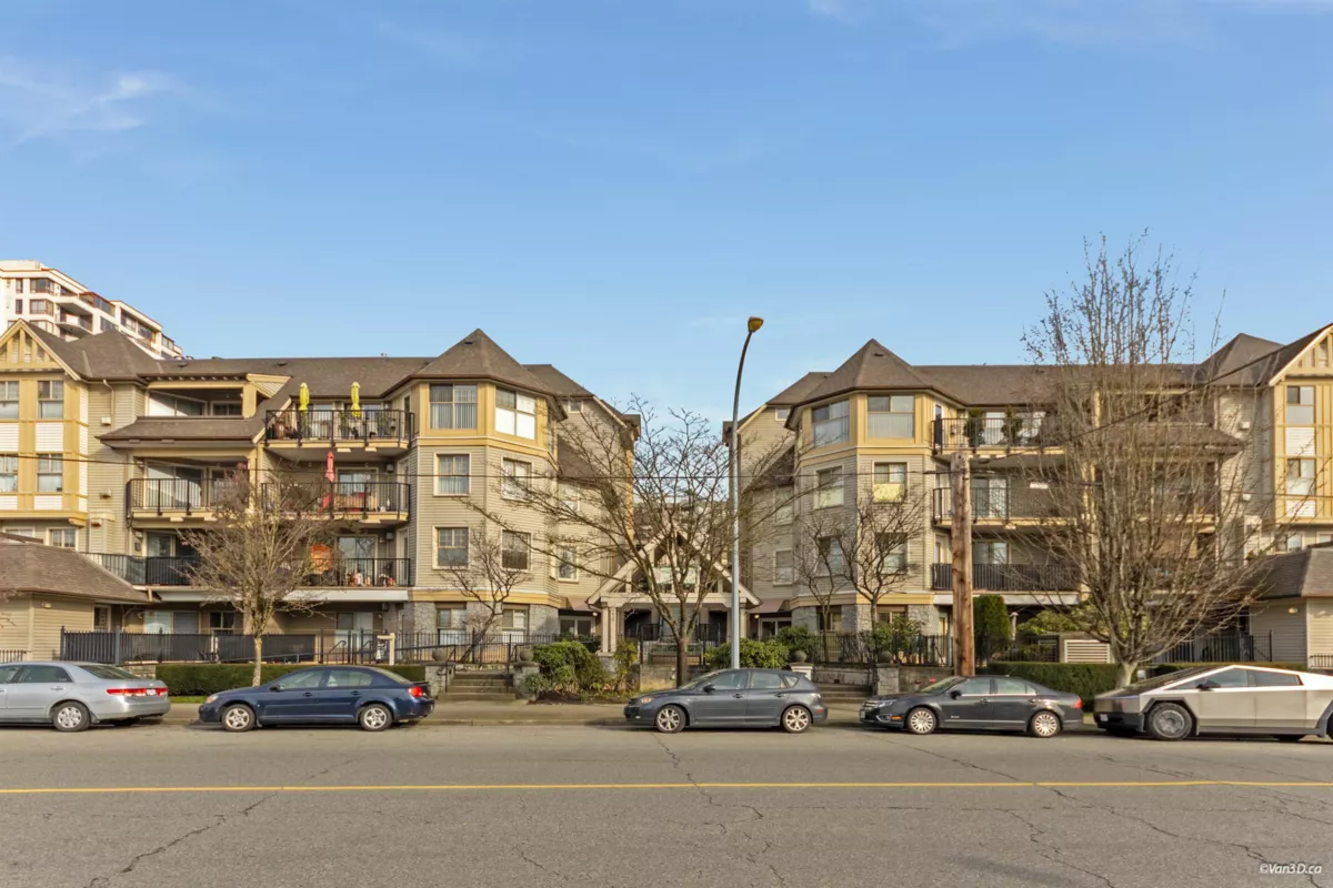 Outdoor Patio Photo of 510 215 Twelfth Street, New Westminster, BC