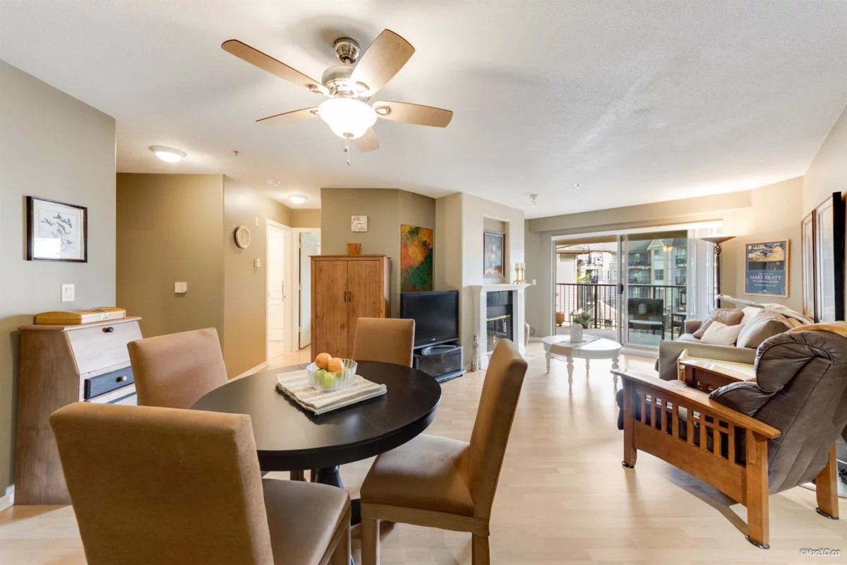 Pantry Photo of 510 215 Twelfth Street, New Westminster, BC