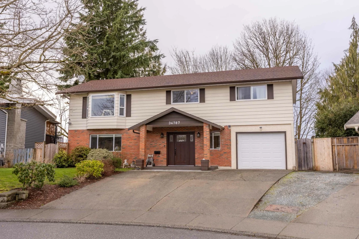 Exterior Front Photo of 34787 Mierau Street, Abbotsford, BC