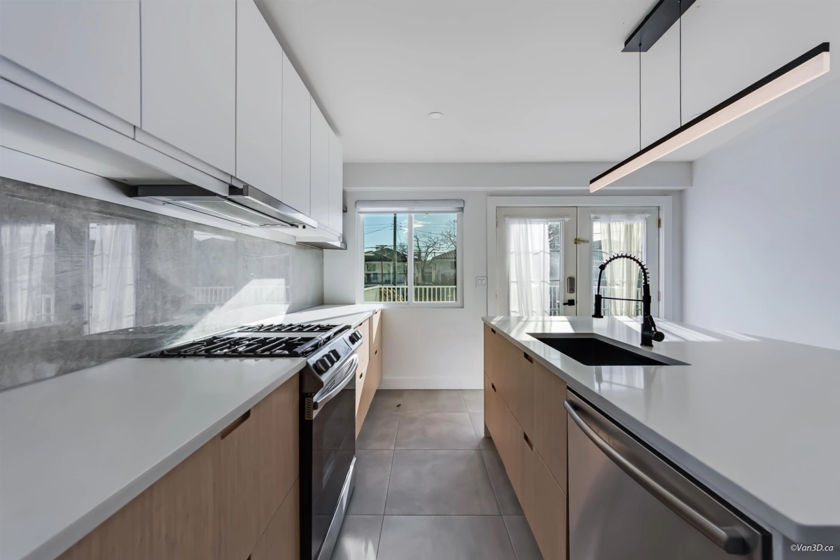 Dining Area Photo of 4346 Dundas Street, Burnaby, BC