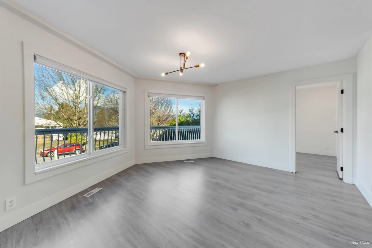 Entry Foyer Photo of 4346 Dundas Street, Burnaby, BC