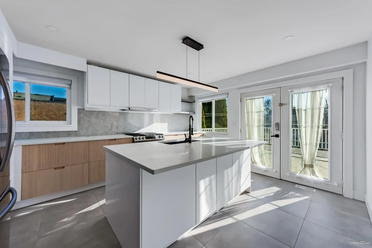 Kitchen Photo of 4346 Dundas Street, Burnaby, BC