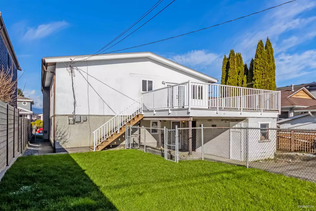 Living Room Photo of 4346 Dundas Street, Burnaby, BC