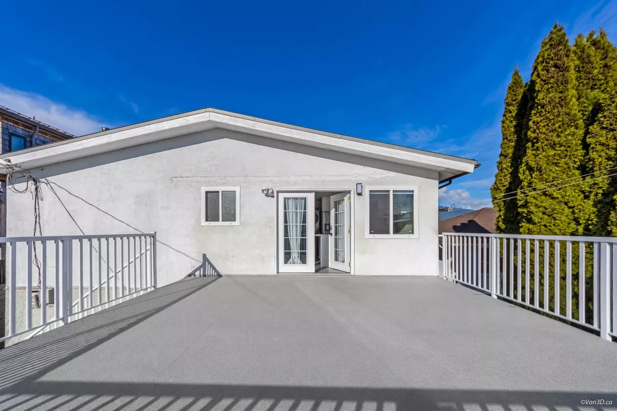 Primary Bedroom Photo of 4346 Dundas Street, Burnaby, BC