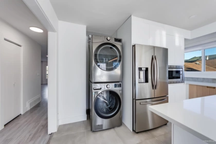 Kitchen Island Photo of 4346 Dundas Street, Burnaby, BC