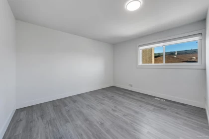 Powder Room Photo of 4346 Dundas Street, Burnaby, BC
