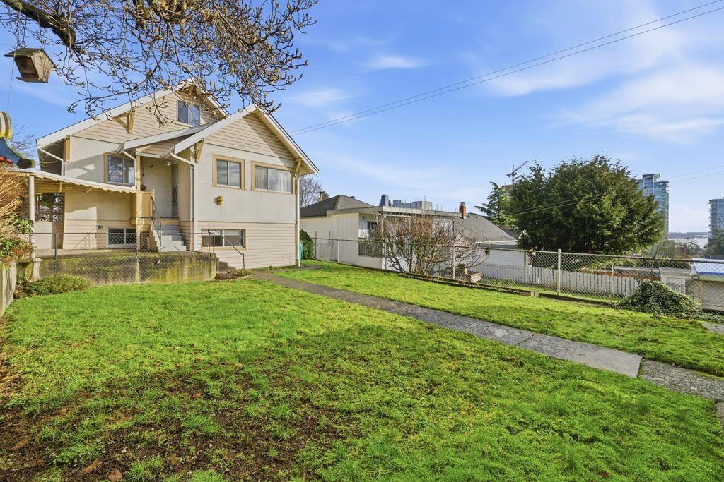 Aerial View of 348 Simpson Street, New Westminster, BC