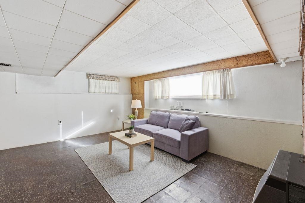 Backyard Photo of 348 Simpson Street, New Westminster, BC