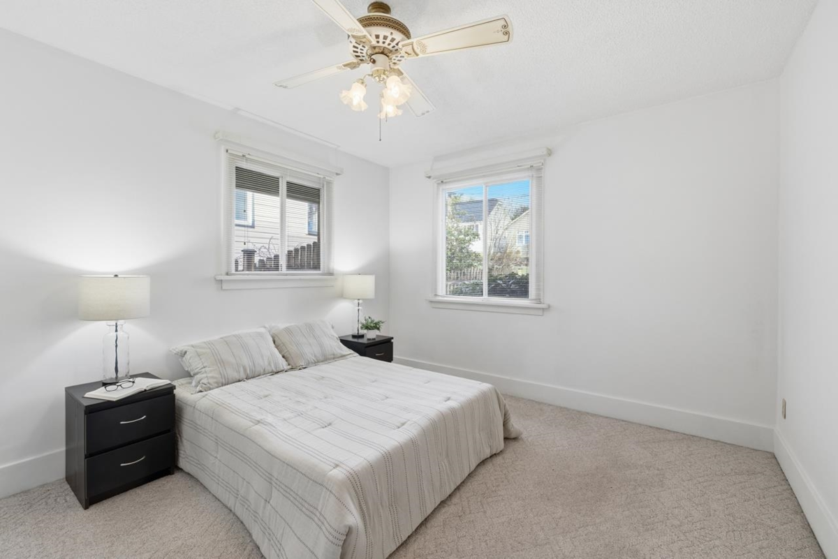 Powder Room Photo of 348 Simpson Street, New Westminster, BC