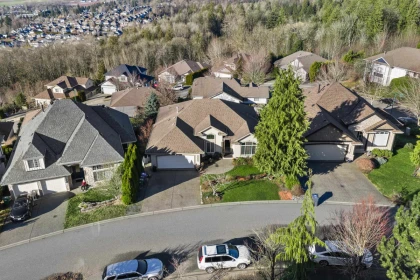 35651 Terravista Place, Abbotsford, BC, Abbotsford — Single Family Residence for sale