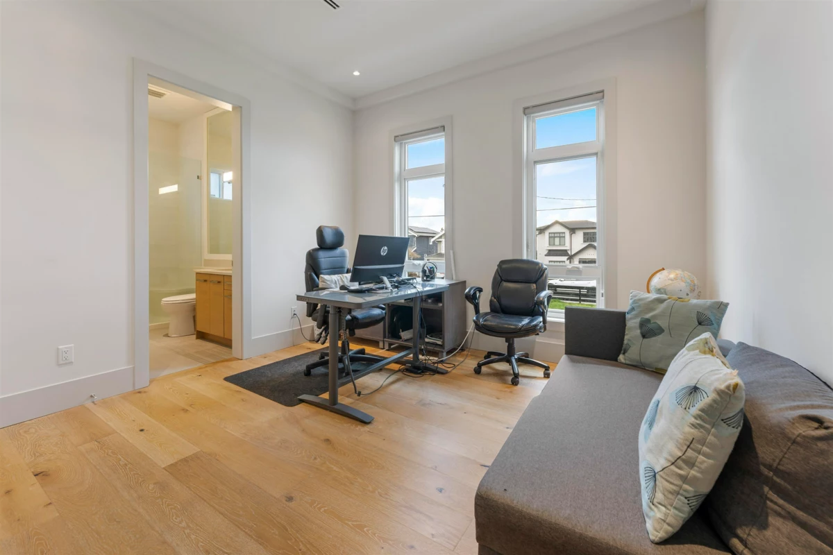 Powder Room Photo of 5619 Portland Street, Burnaby, BC