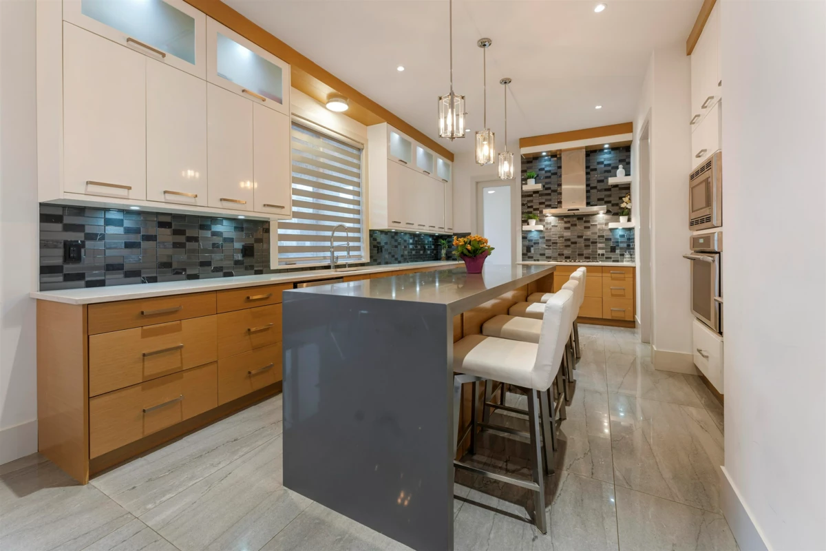 Walk-In Closet Photo of 5619 Portland Street, Burnaby, BC