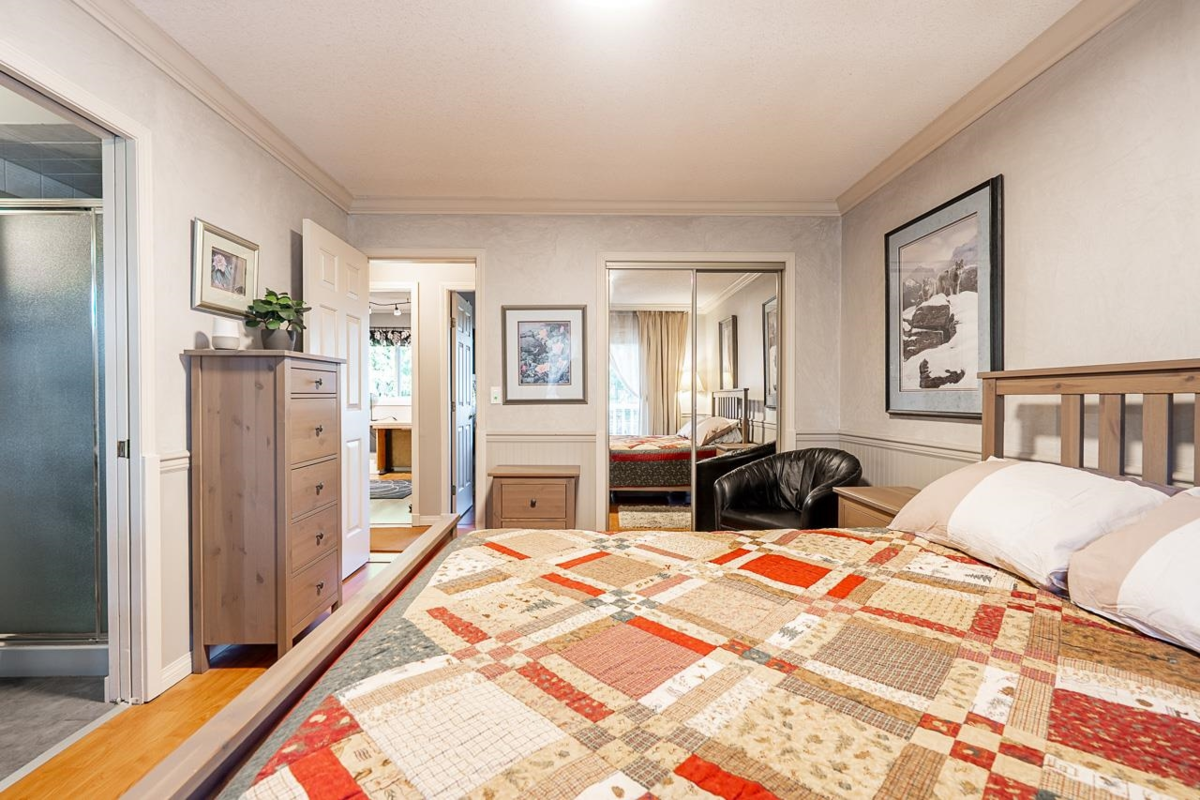 Walk-In Closet Photo of 11426 144a Street, Surrey, BC