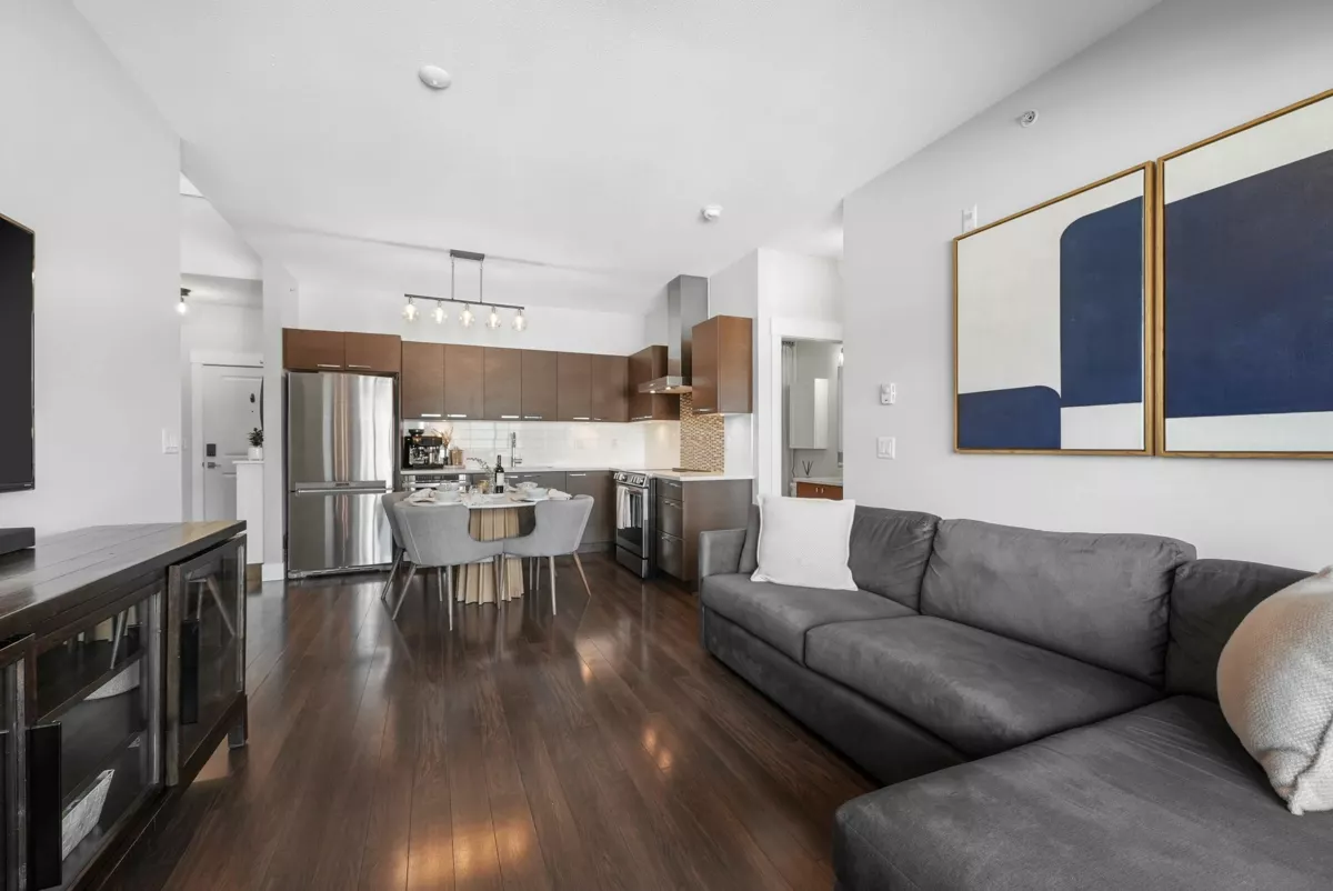 Family Room Photo of 406 5811 177b Street, Surrey, BC