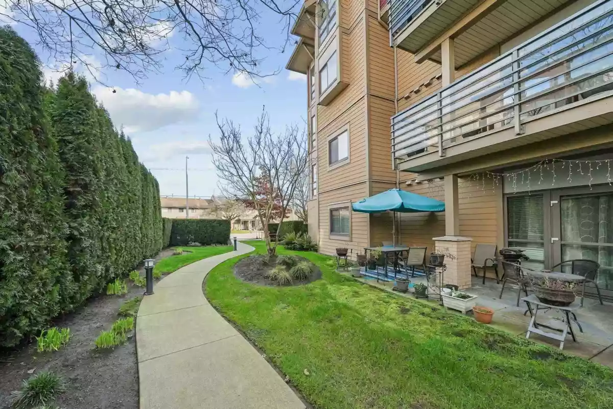 Outdoor Patio Photo of 406 5811 177b Street, Surrey, BC