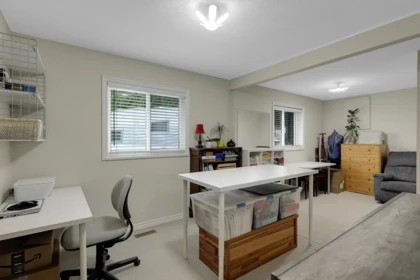 Basement Recreation Room Photo of 6359 172a Avenue, Surrey, BC