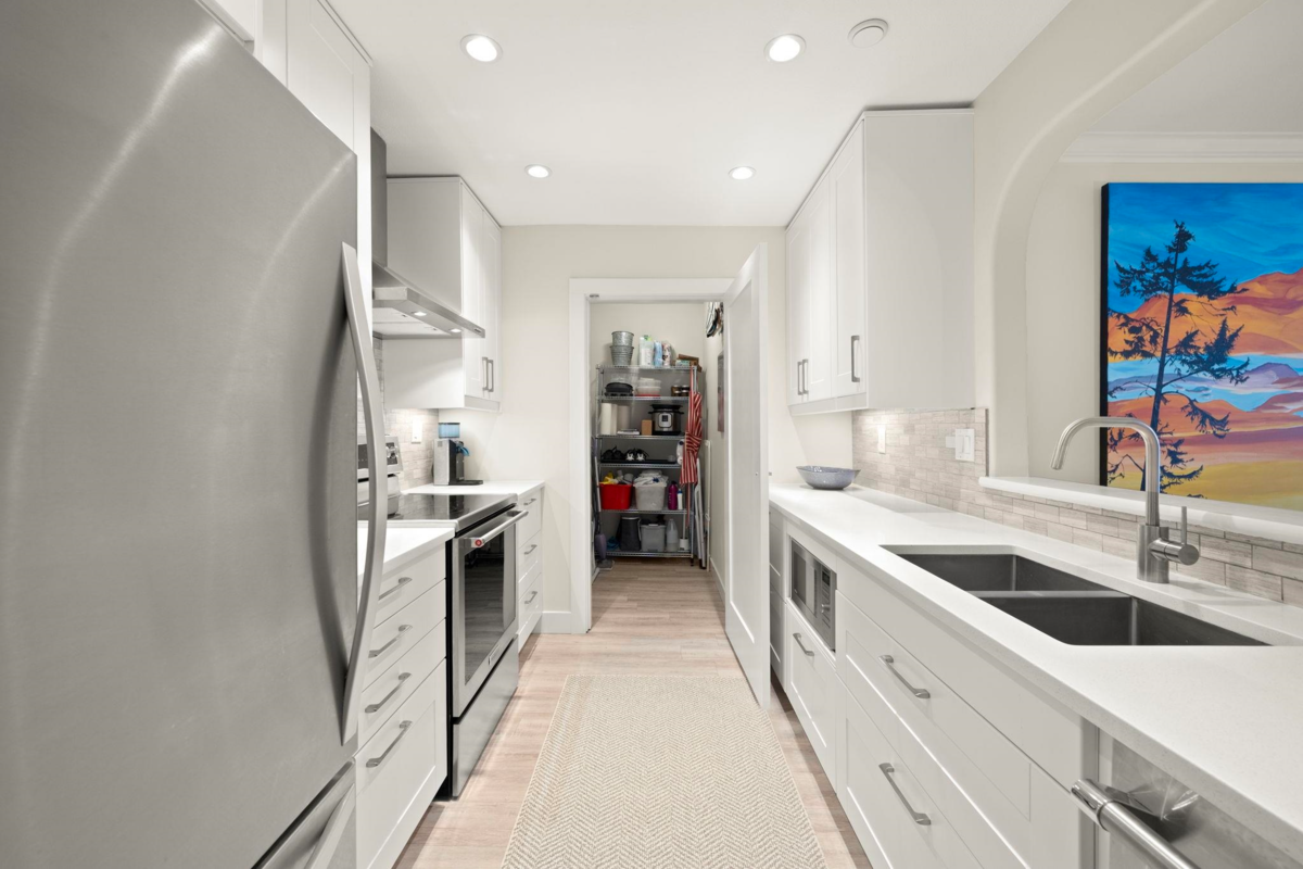 Breakfast Nook Photo of 123 12633 No. 2 Road, Richmond, BC