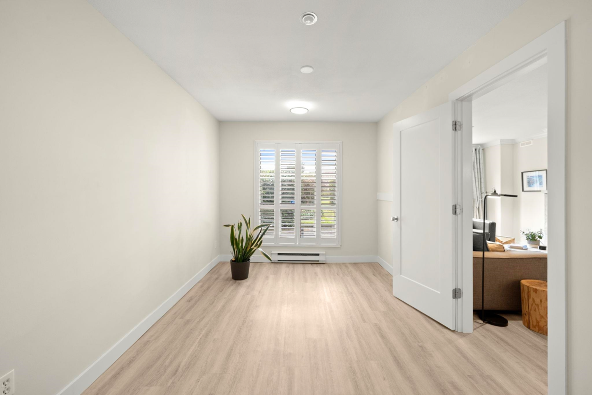 Guest Bathroom Photo of 123 12633 No. 2 Road, Richmond, BC