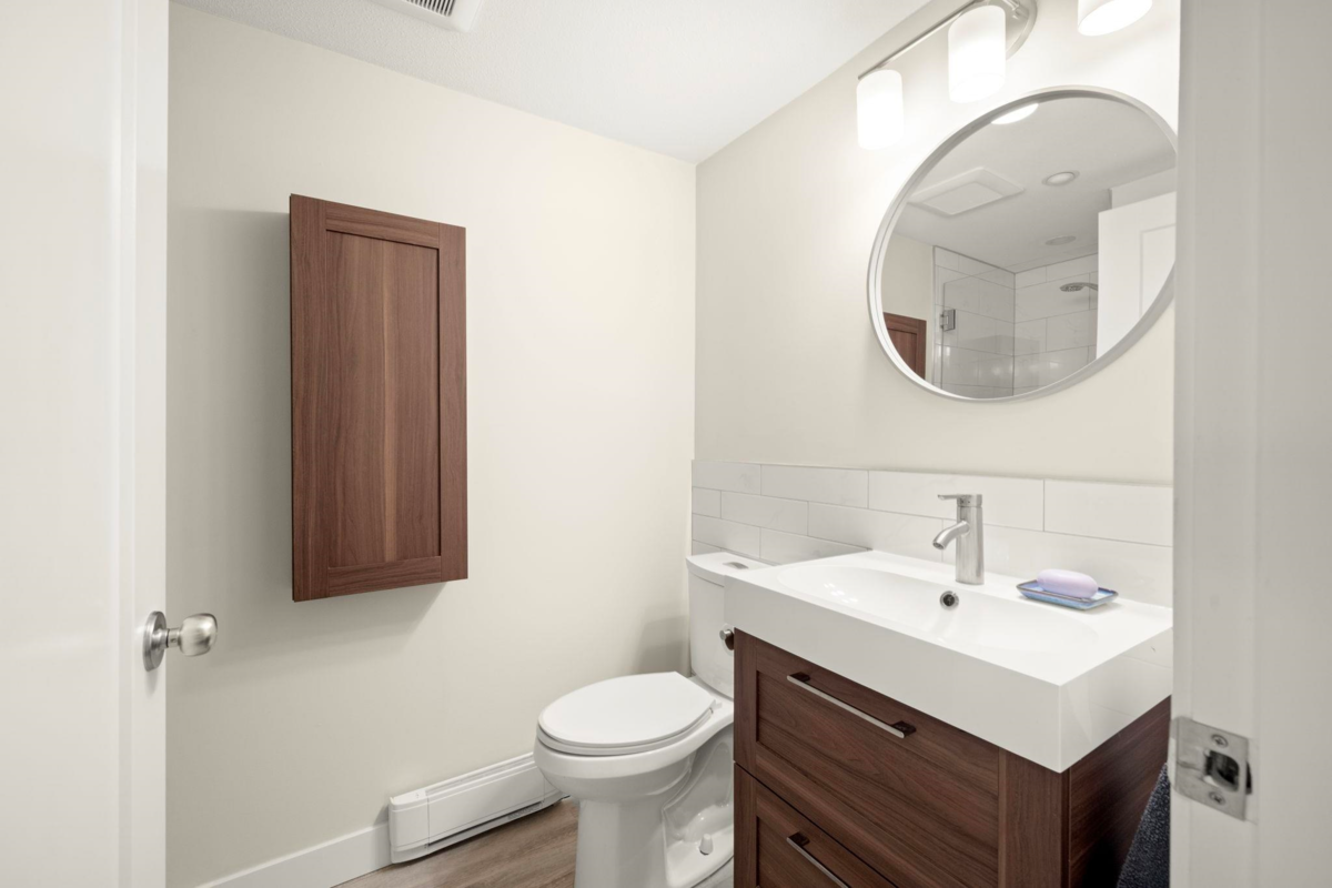 Office / Den Photo of 123 12633 No. 2 Road, Richmond, BC