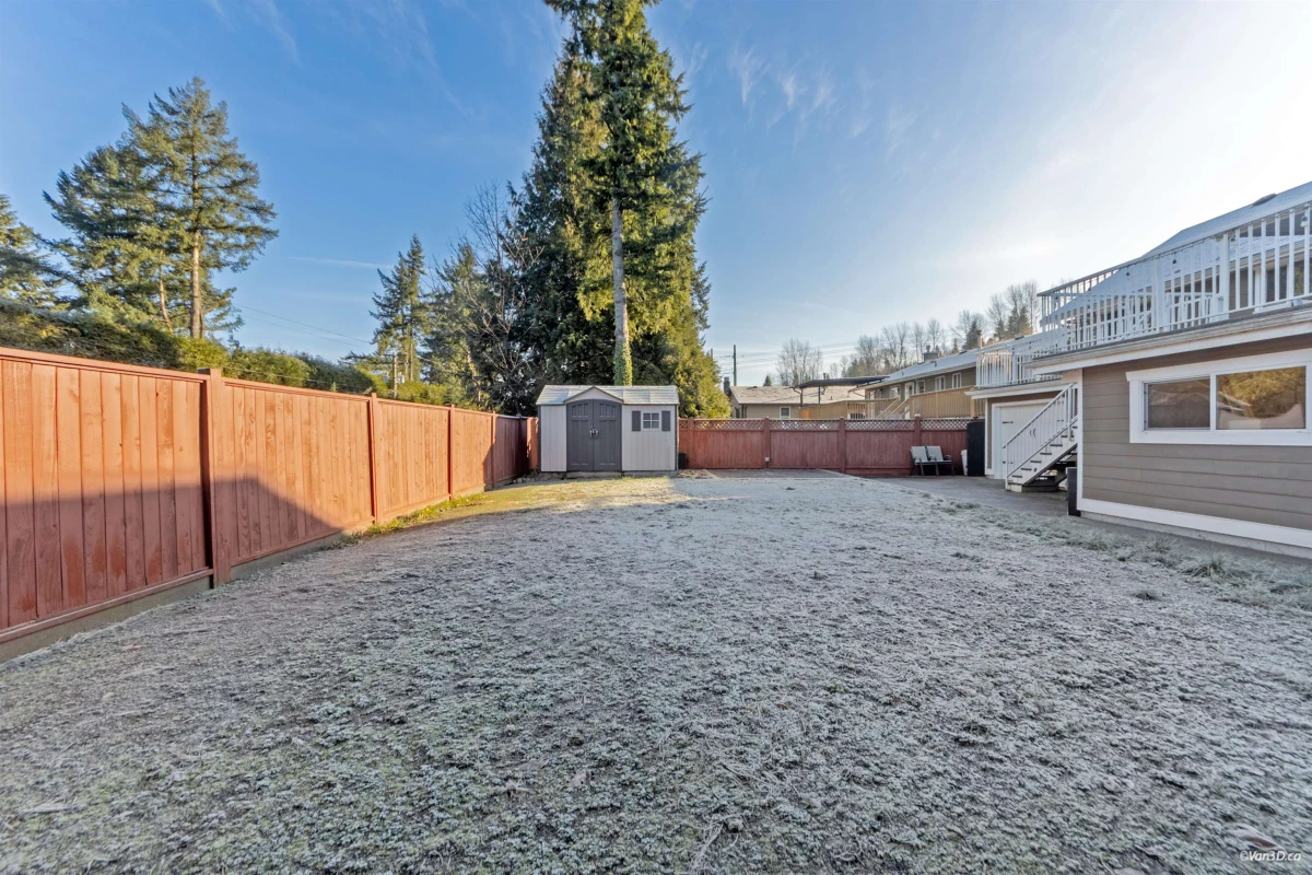 Kitchen Island Photo of 2591 Passage Drive, Coquitlam, BC