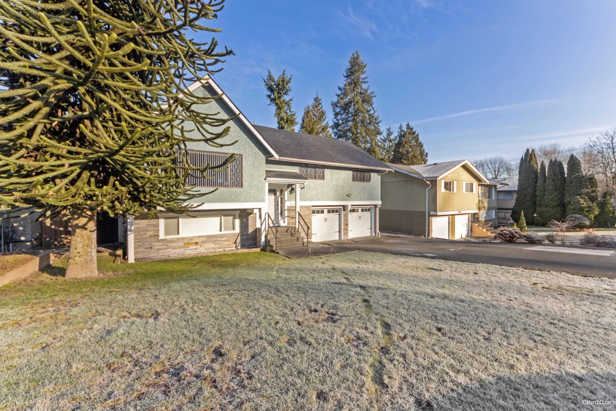 Living Room Photo of 2591 Passage Drive, Coquitlam, BC