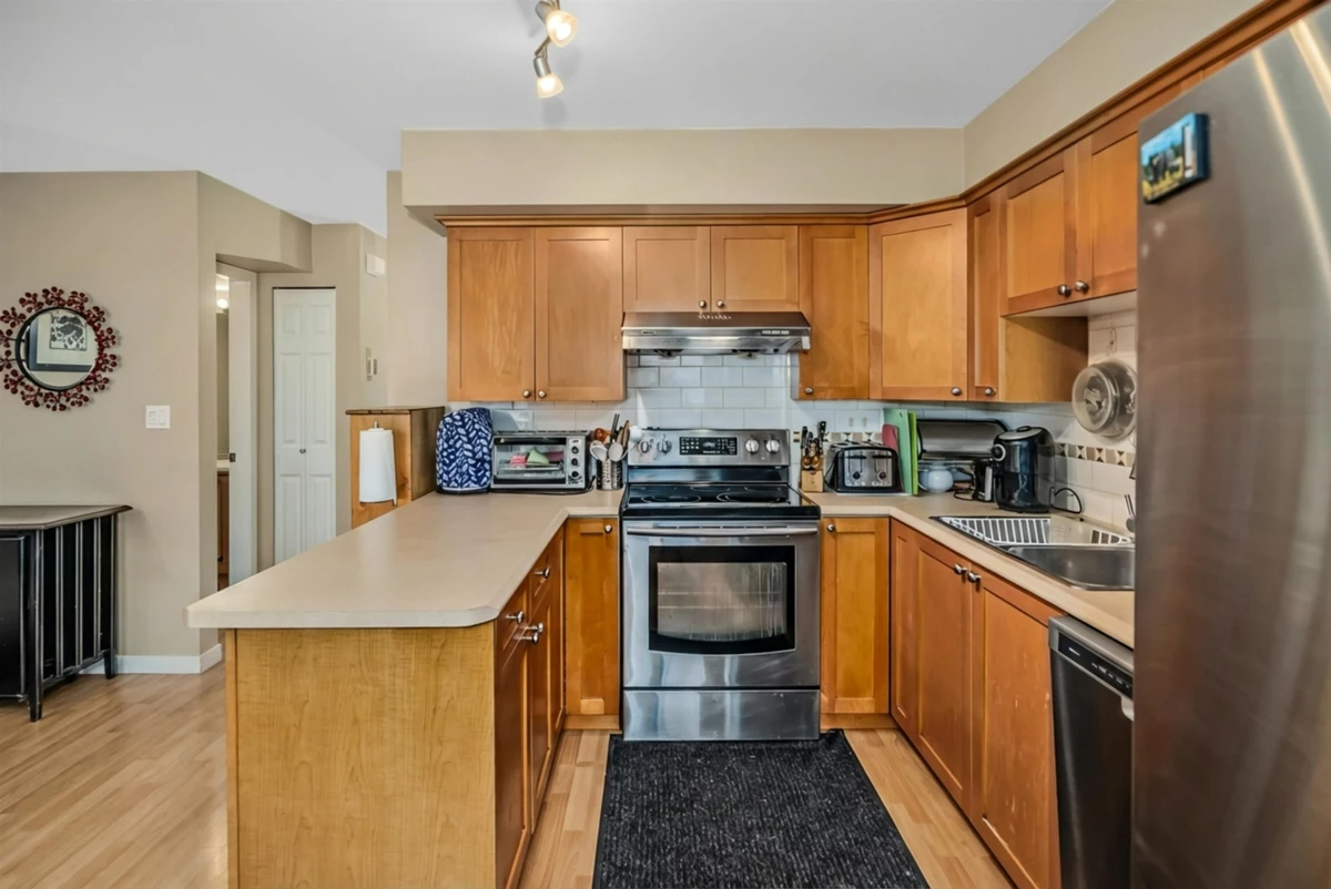 Guest Bathroom Photo of 41 12738 66 Avenue, Surrey, BC