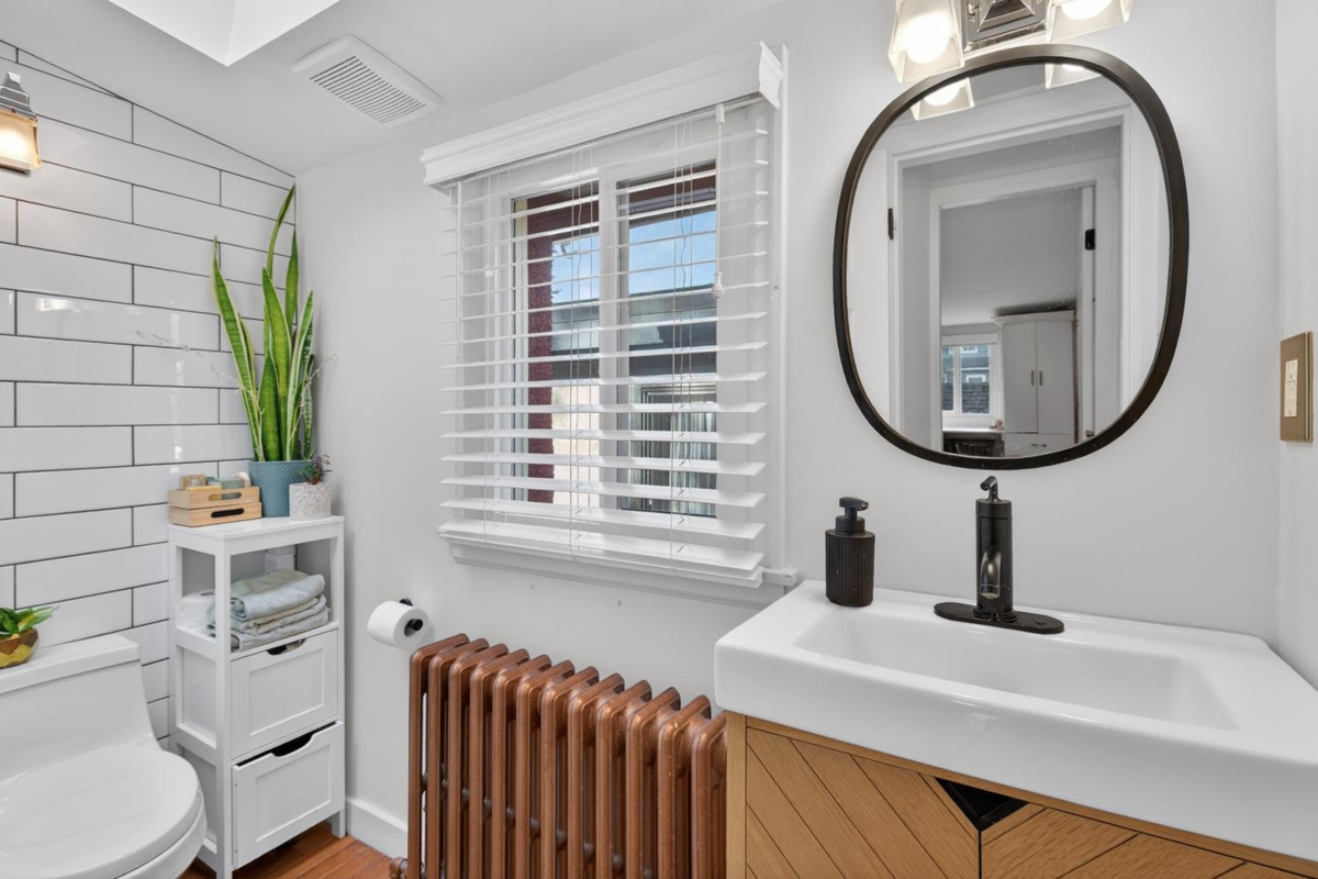 Bedroom 4 Photo of 4387 St. George Street, Vancouver, BC