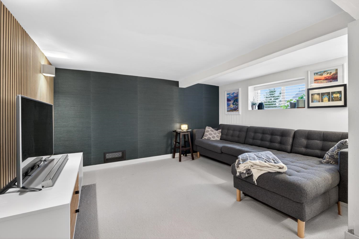 Loft / Bonus Room Photo of 4387 St. George Street, Vancouver, BC