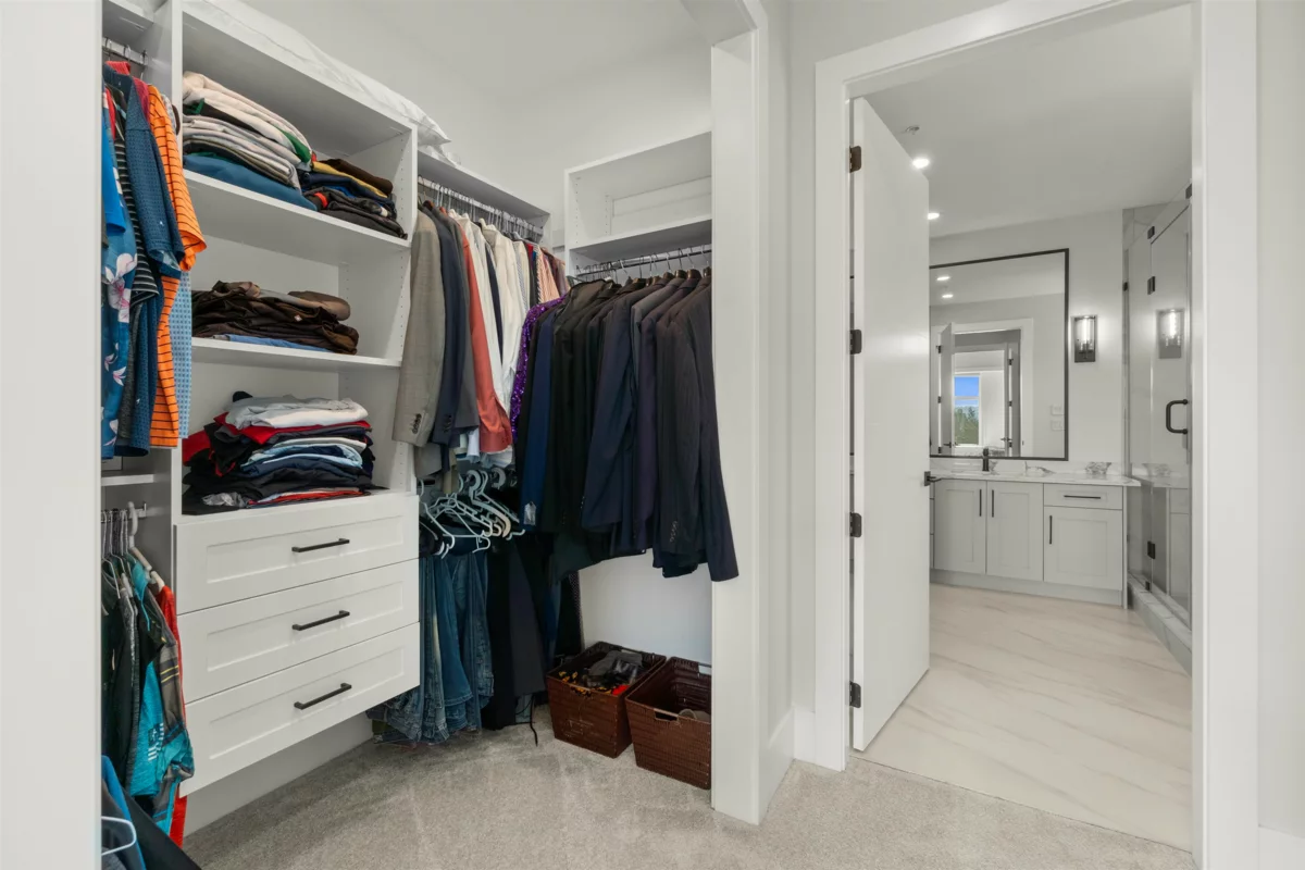 Basement Recreation Room Photo of 27107 River Road, Maple Ridge, BC