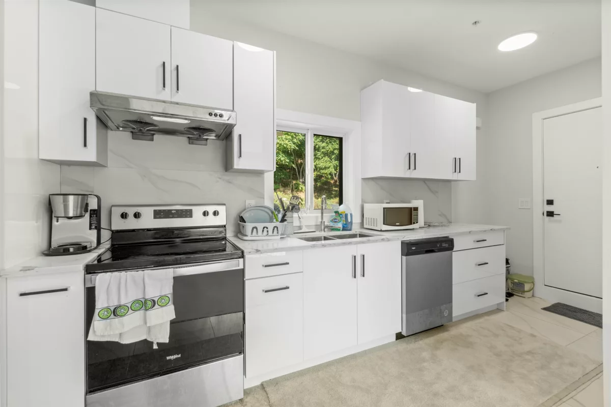 Front Yard Photo of 27107 River Road, Maple Ridge, BC