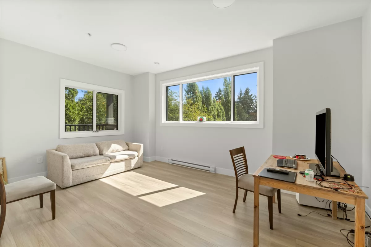 Garden / Landscaping Photo of 27107 River Road, Maple Ridge, BC