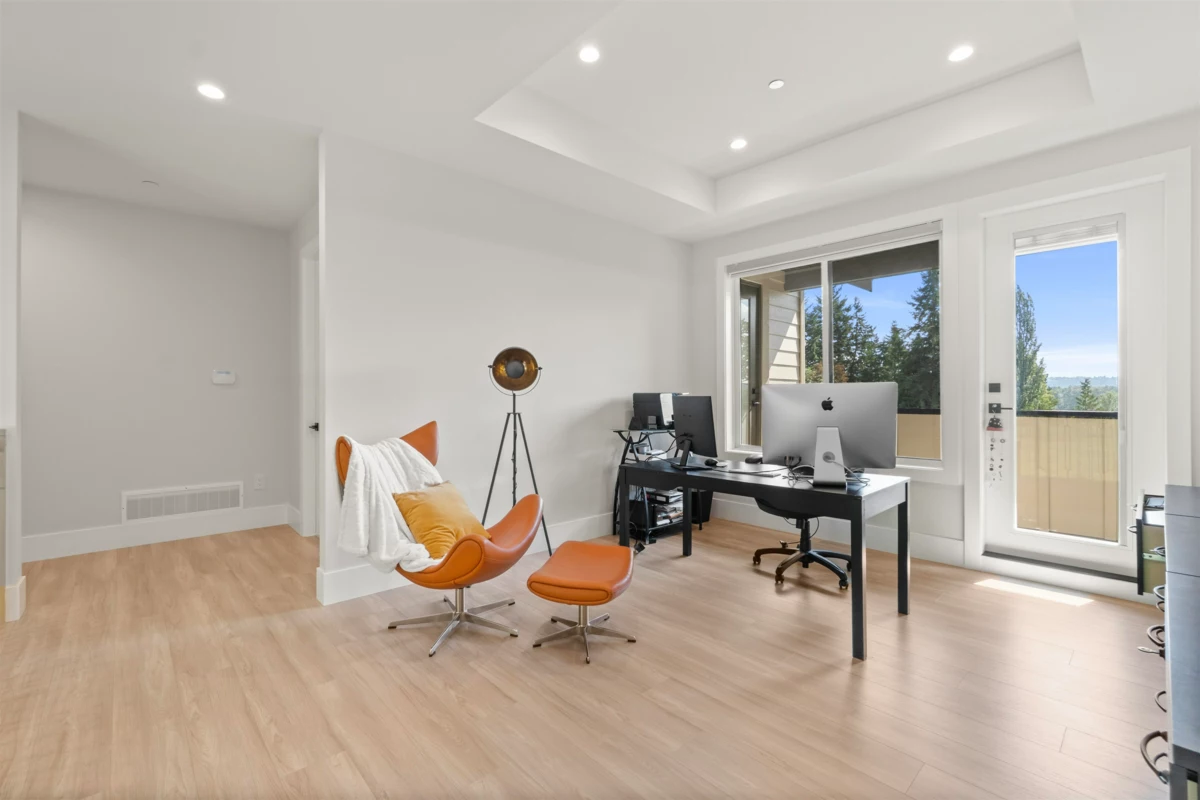 Guest Bathroom Photo of 27107 River Road, Maple Ridge, BC